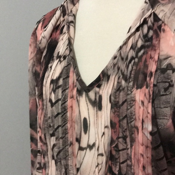 Jennifer Lopez Print Blouse sz Large - Picture 3 of 6